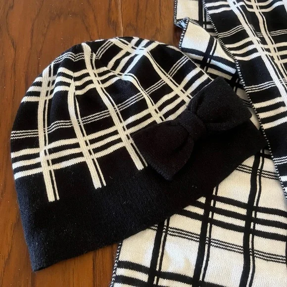 NWT Kate Spade Black and White Plaid Scarf and Matching Beanie - Picture 12 of 12